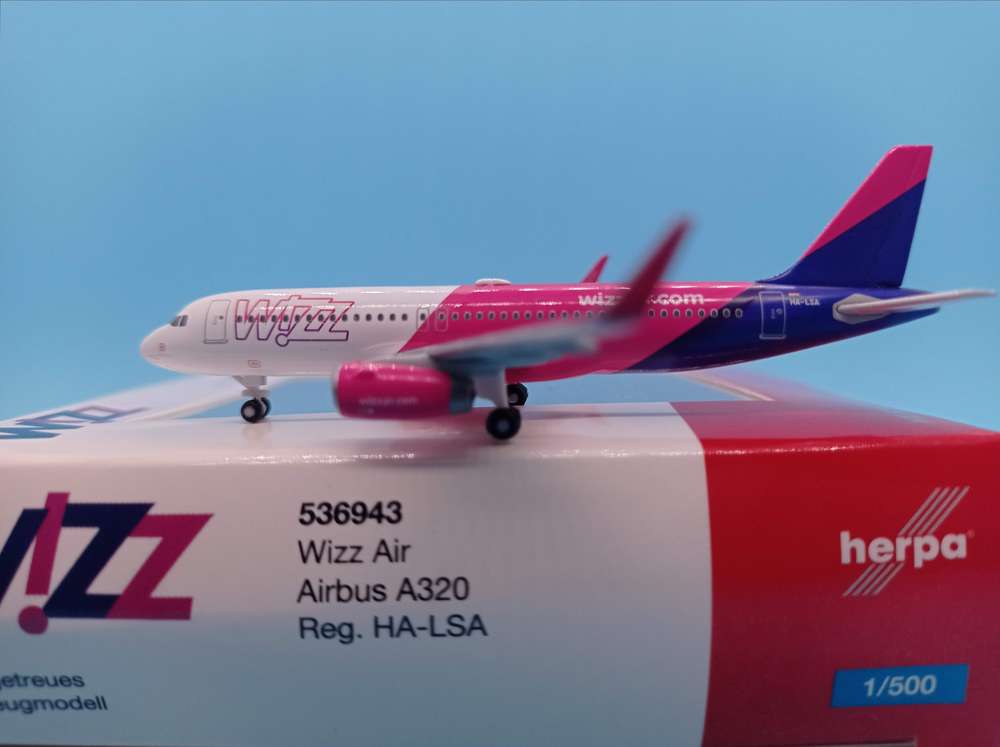 1/500 Wizz Air Airbus A320 HA-LSA