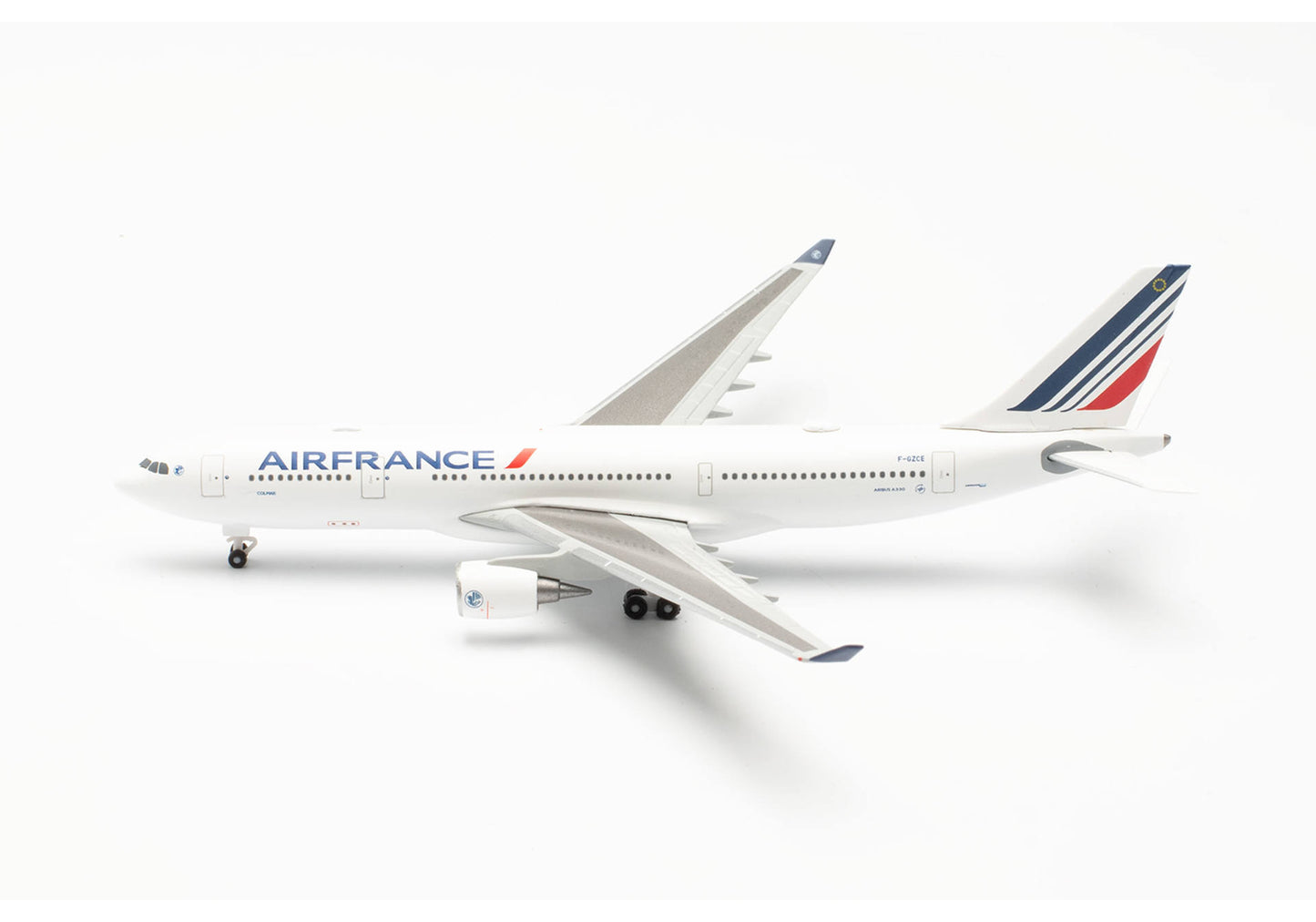 1/500 Air France Airbus A330-200 New Colors F-GCZE "Colmar"