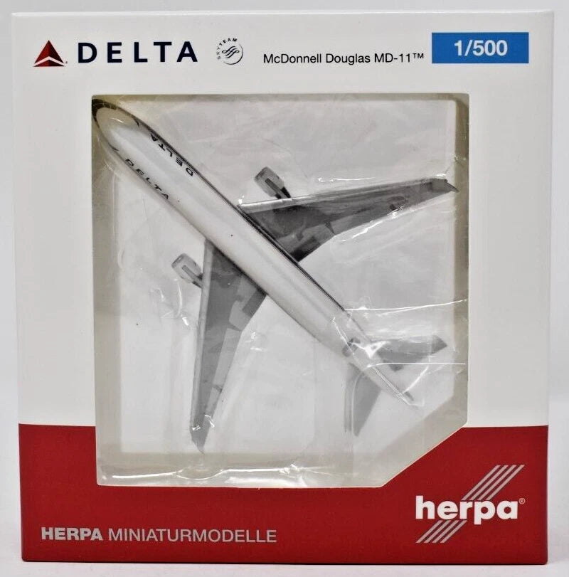 1/500 Delta Air Lines McDonnell Douglas MD-11 N806DE