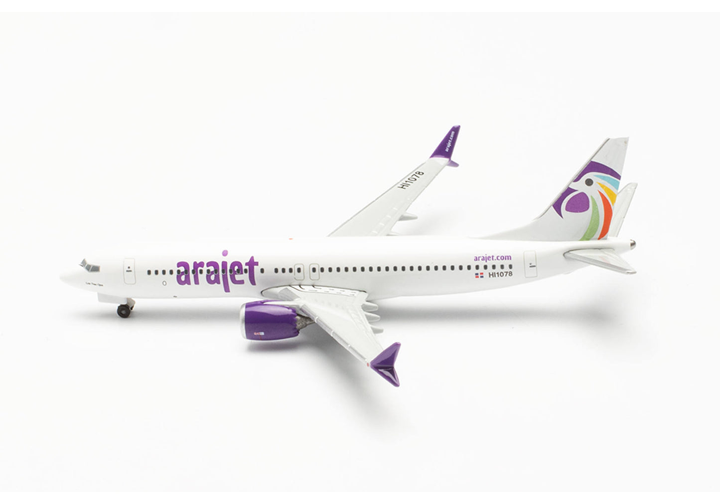 1/500 Arajet Boeing 737 Max 8 HI1078 "Los Tres Ojos"