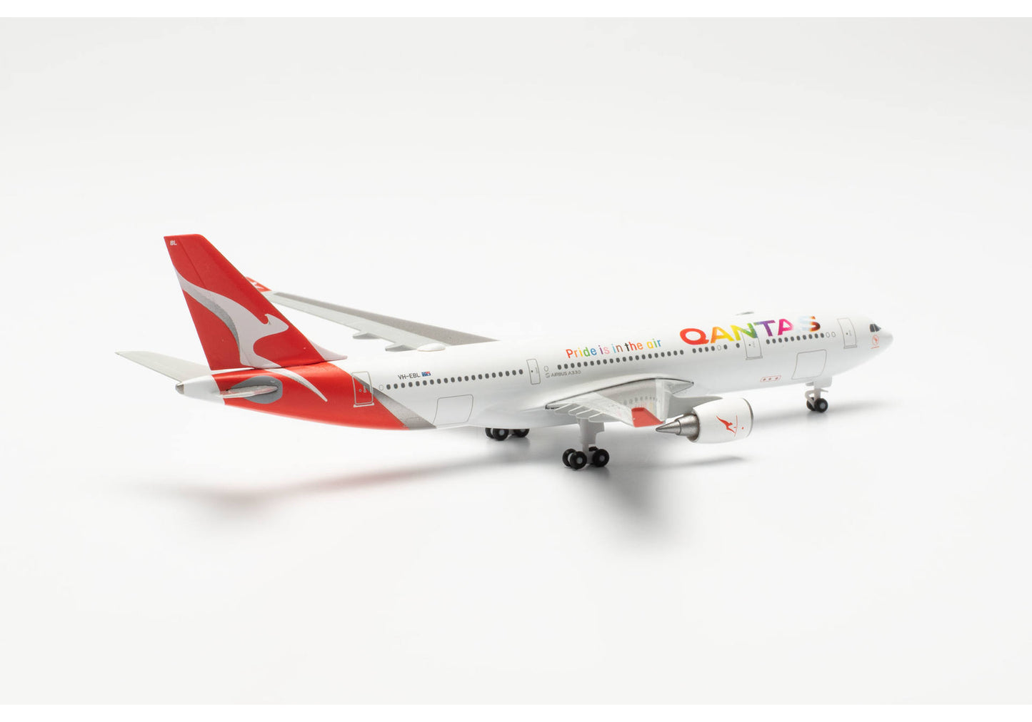 1/500 Qantas Airbus A330-200 "Pride is in the Air" VH-EBL "Whitsundays"