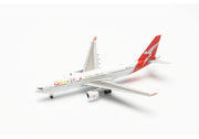 1/500 Qantas Airbus A330-200 "Pride is in the Air" VH-EBL "Whitsundays"