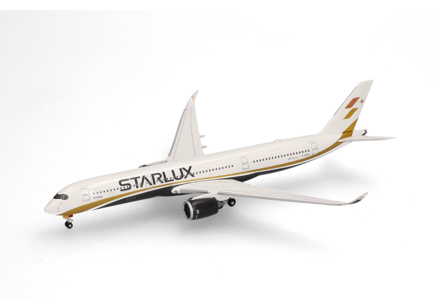 1/500 Starlux Airlines Airbus A350-900 B-58501