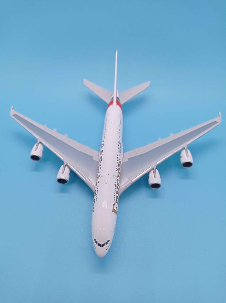 1/500 Emirates Airbus A380 A6-EOH