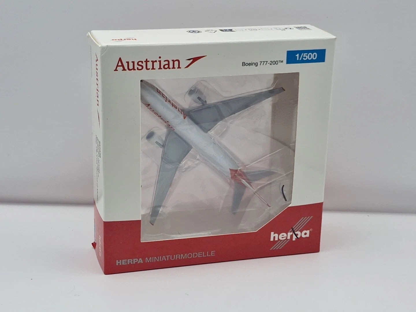 1/500 Austrian Airlines Boeing 777-200 OE-LPA "Sound of Music"