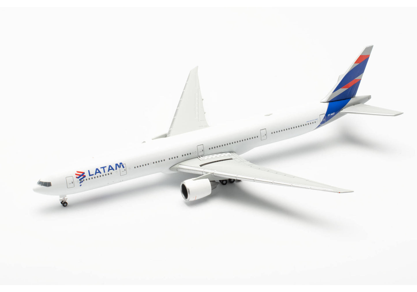 1/500 LATAM Airlines Brasil Boeing 777-300ER PT-MUF