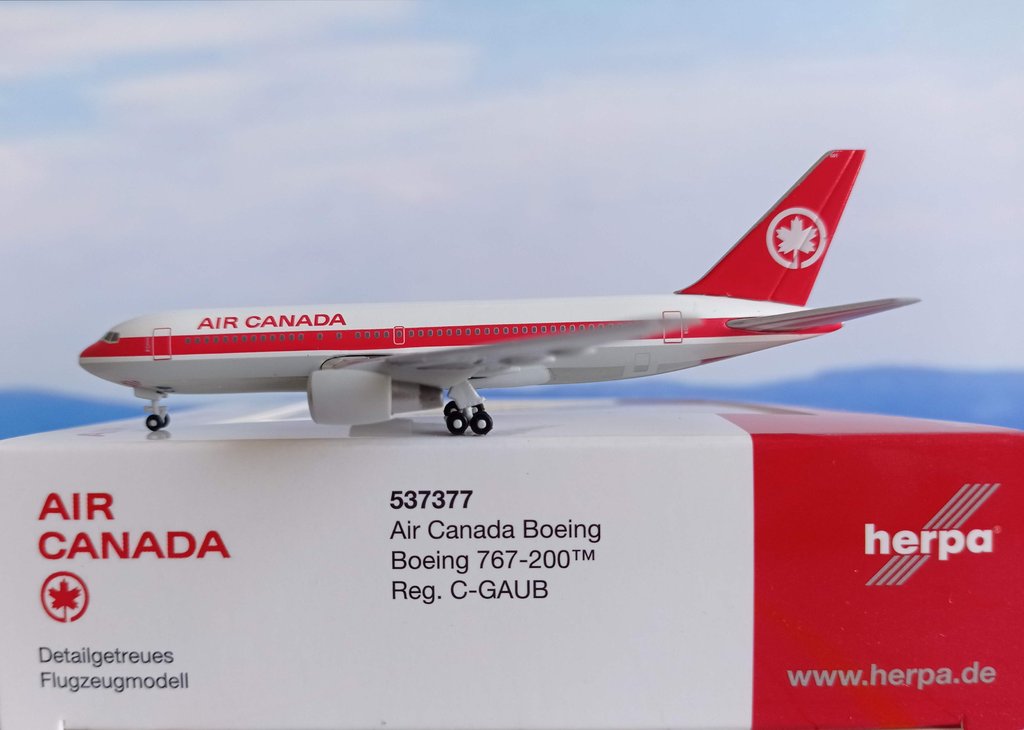 1/500 Air Canada Boeing 767-200 C-GAUB