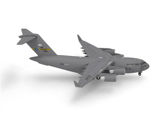1/500 U.S. Air Force Boeing C-17A Globemaster III 437th Airlift Wing Charleston Air Base "Spirit of the Candy Bomber" 07-7187