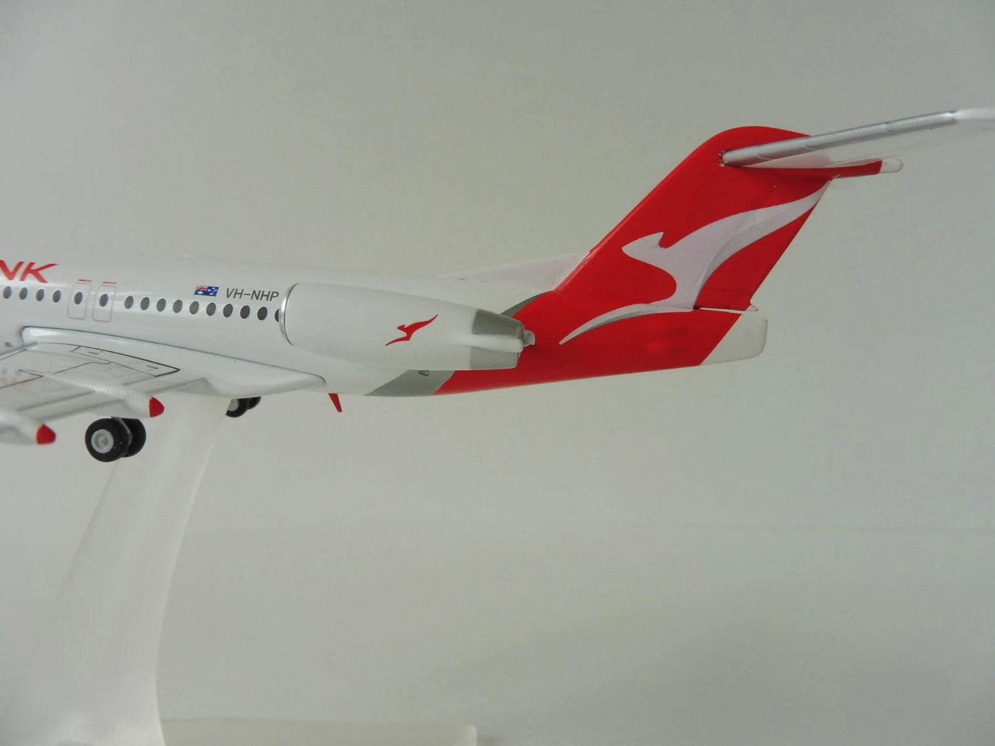 1/200 QantasLink Fokker 100 VH-NHP