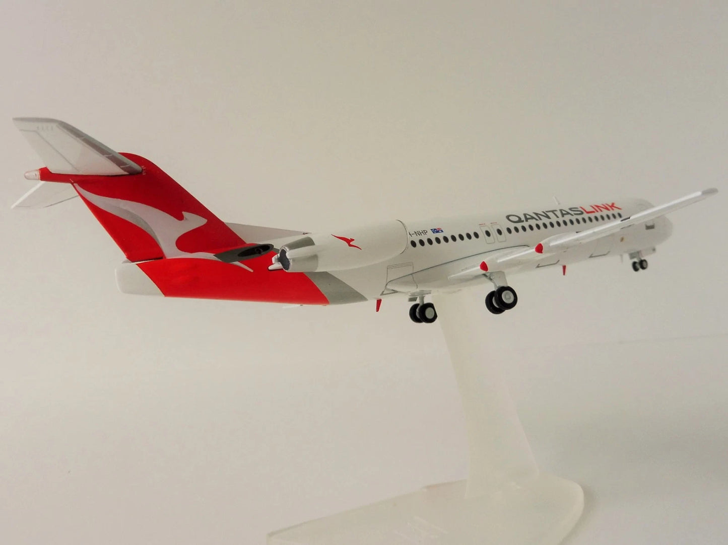 1/200 QantasLink Fokker 100 VH-NHP