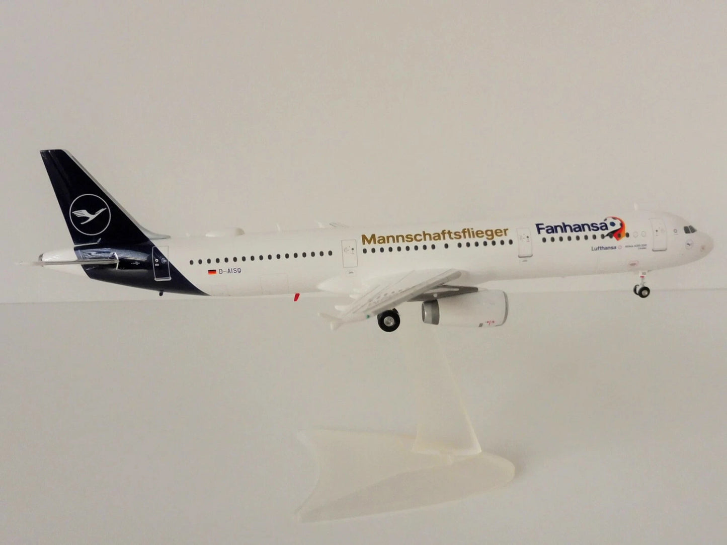1/200 Lufthansa Airbus A321 "Fanhansa Team Plane" D-AISQ Lindau