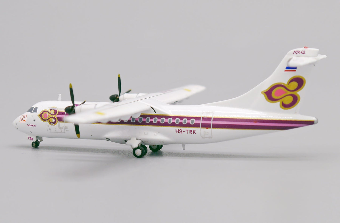 1/400 Thai Airways ATR 42-320 HS-TRK