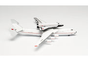 1/400 Antonov AN-225 Mriya & RKK Energiya Buran Space Orbiter (OK-1.01) Set CCCP-82060