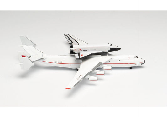 1/400 Antonov AN-225 Mriya & RKK Energiya Buran Space Orbiter (OK-1.01) Set CCCP-82060