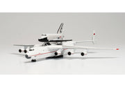 1/400 Antonov AN-225 Mriya & RKK Energiya Buran Space Orbiter (OK-1.01) Set CCCP-82060