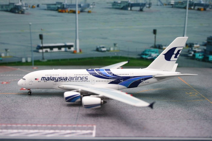 1/400 A380-800 Malaysia A/Lines 9M-MND