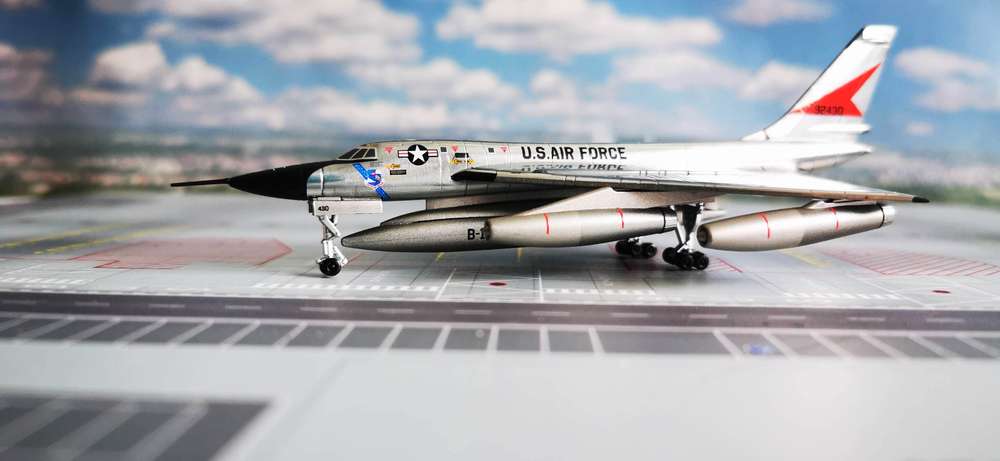 1200 U.S. Air Force Convair B-58A Hustler 43rd Bombardment Wing Carswell Air Base 59-2430