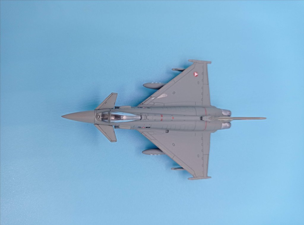 1/200 Austrian Air Force Eurofighter Typhoon Überwachungsgeschwader Zeltweg Air Base "Austrian Typhoons" 7L-WB