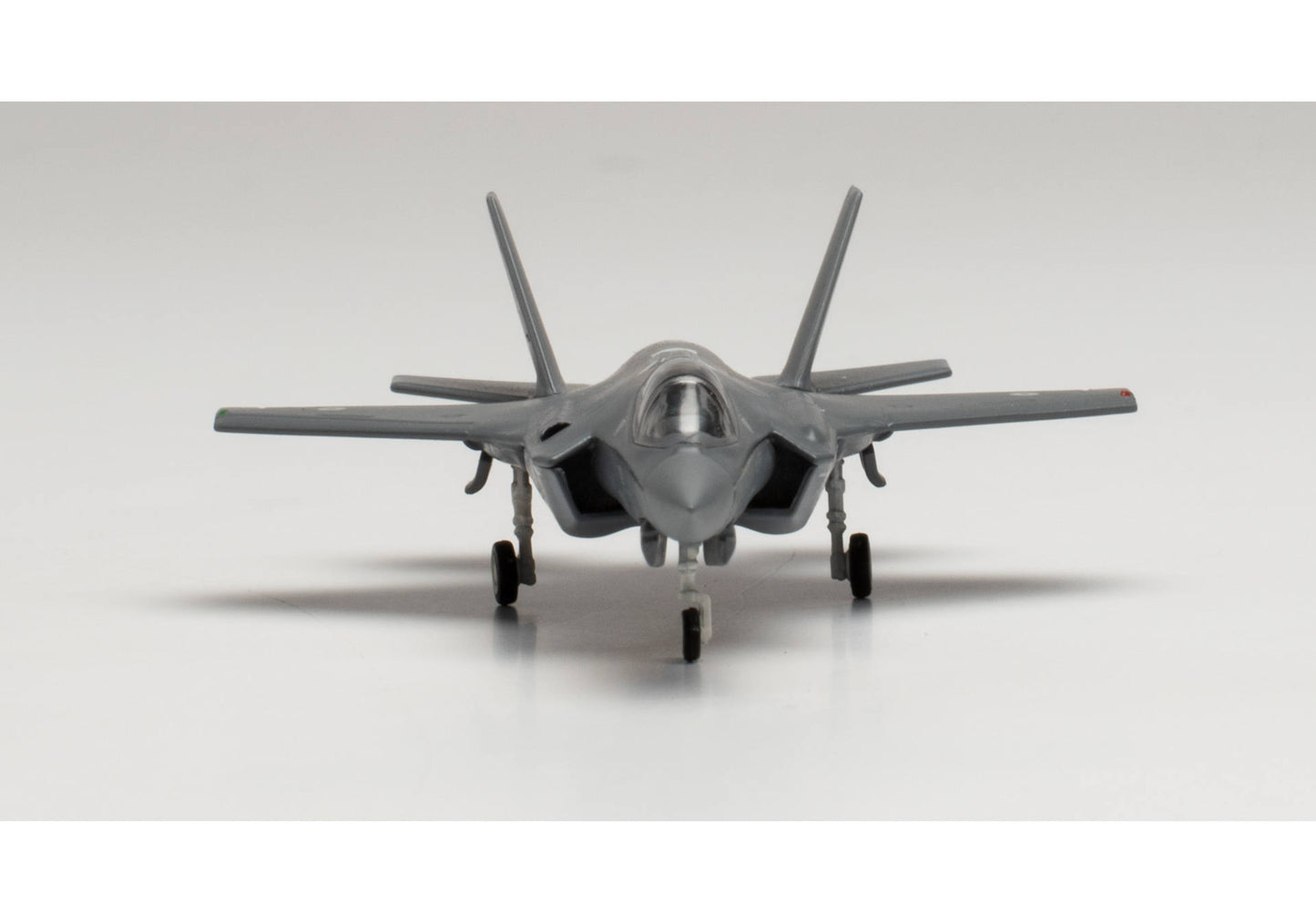 1/200 Italian Air Force Lockheed Martin F-35A Lightning II 32˚ Stormo 100th Anniversary 13˚ Grupo Amendola Air Base MM7357 / 32-07