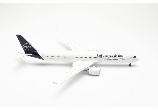 1/200 Lufthansa Airbus A350-900 "Lufthansa & You" D-AIXP "Braunschweig"