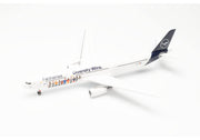 1/200 Lufthansa Airbus A330-300 "Fanhansa Diversity Wins" D-AIKQ