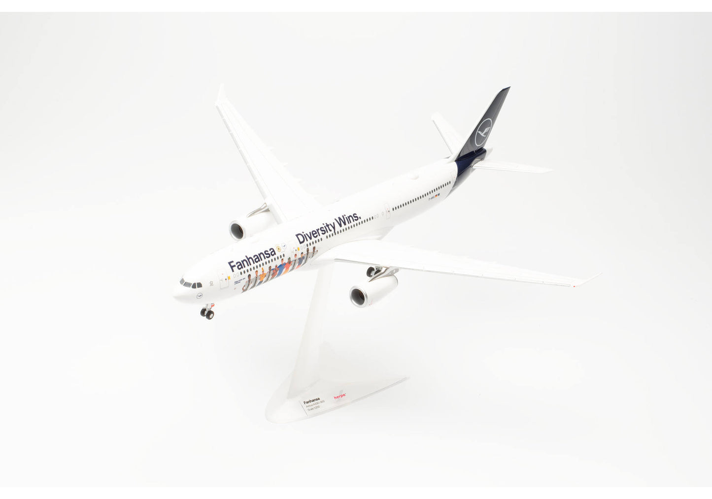 1/200 Lufthansa Airbus A330-300 "Fanhansa Diversity Wins" D-AIKQ