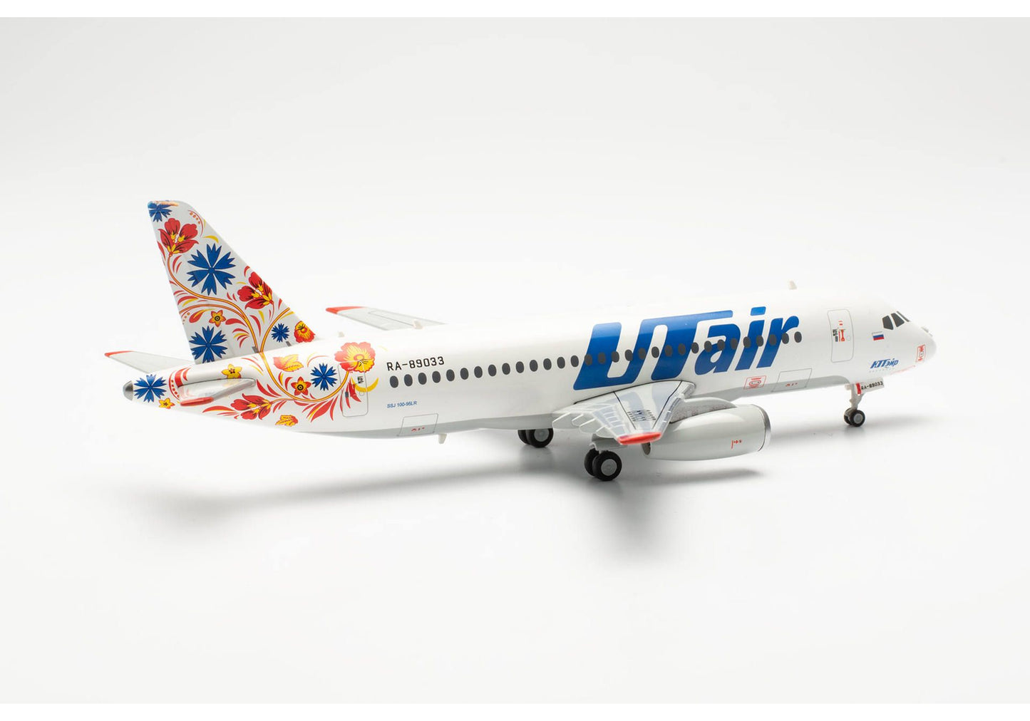 1/200 UTair Express Sukhoi Superjet 100 RA-89033