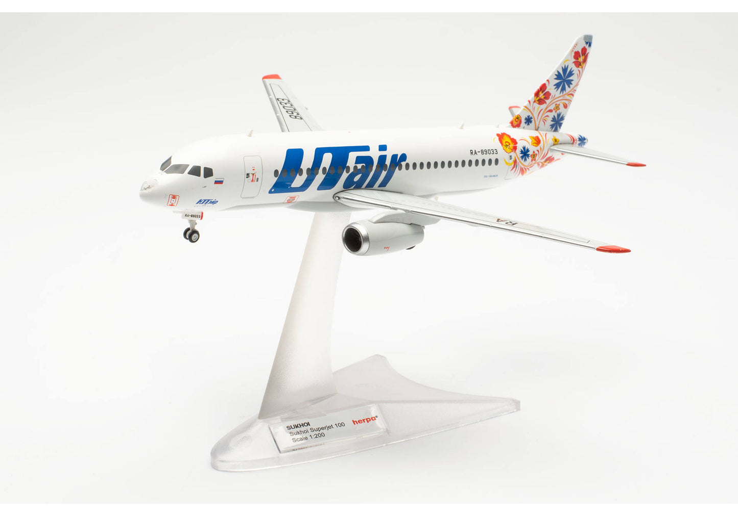 1/200 UTair Express Sukhoi Superjet 100 RA-89033