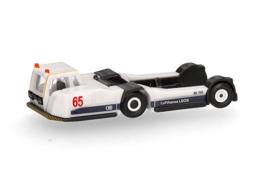 1/200 Lufthansa LEOS Goldhofer AST-2 Tractor