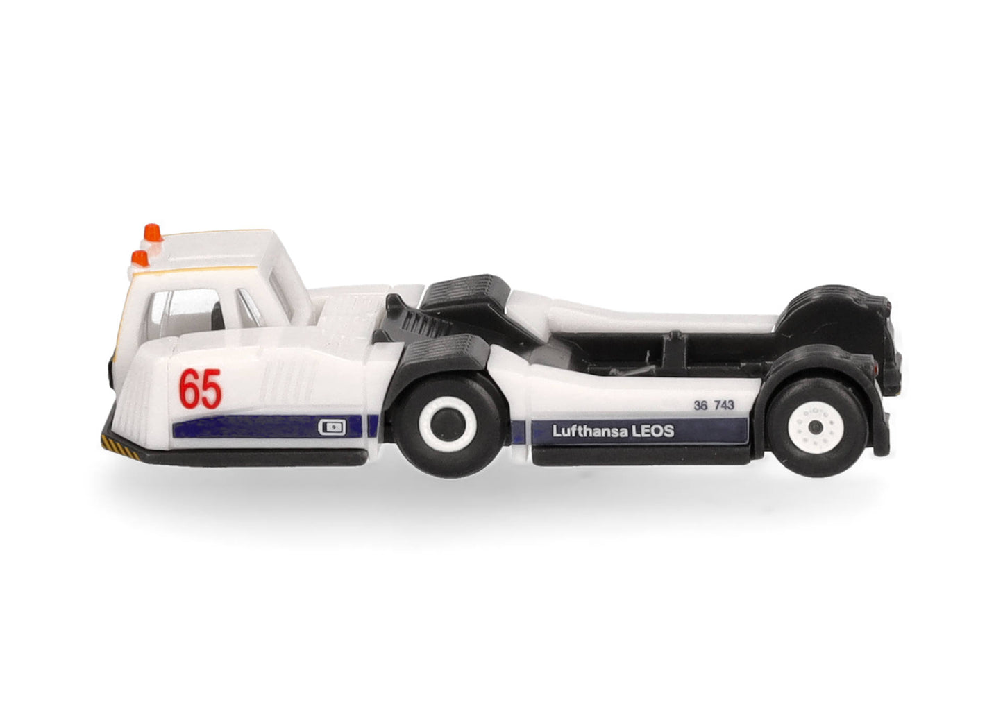 1/200 Lufthansa LEOS Goldhofer AST-2 Tractor