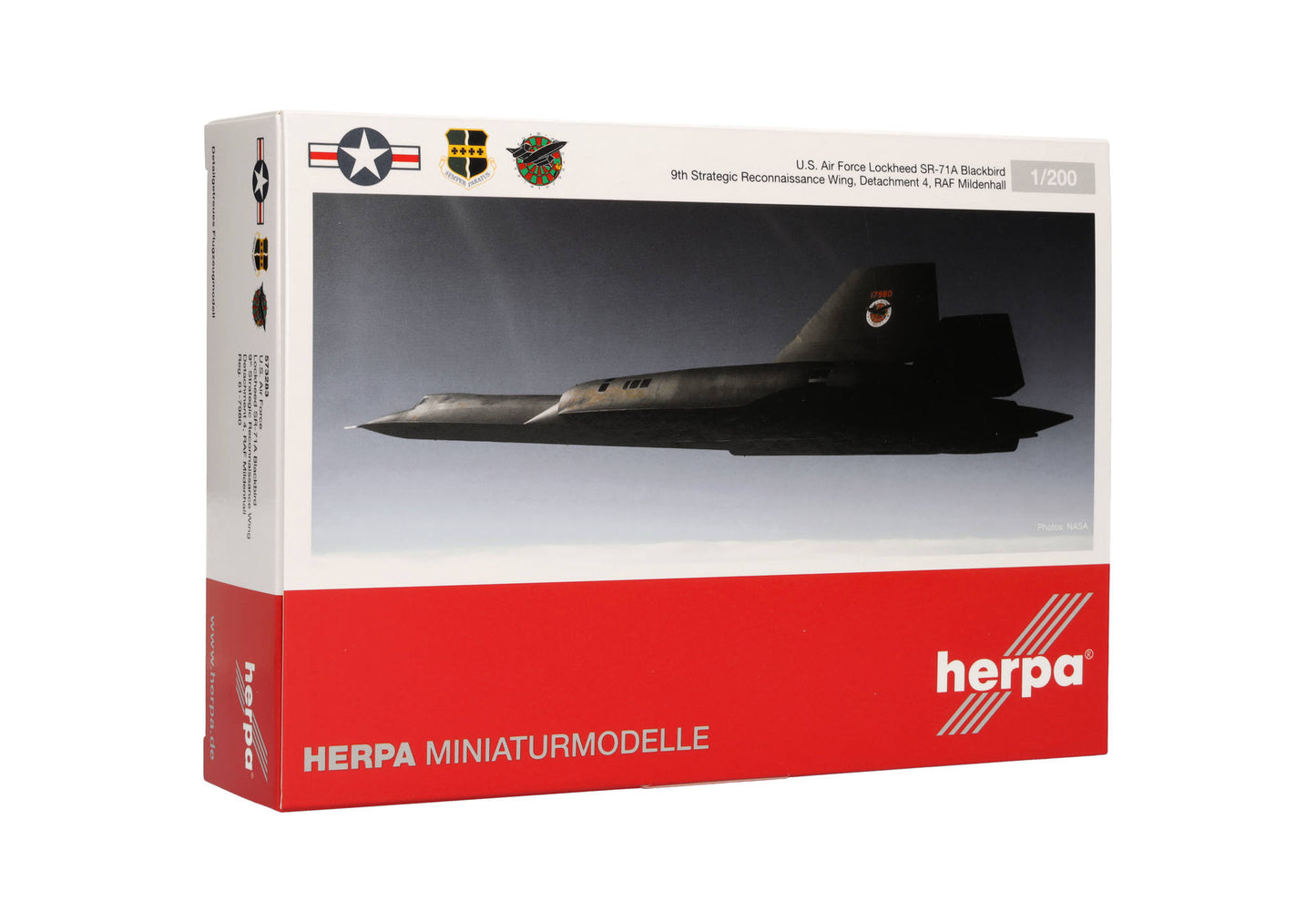 1/200 U.S. Air Force Lockheed SR-71A Blackbird 9th SRW Detachment 4 RAF Mildenhall "Farewell-Dartboard" 61-7980