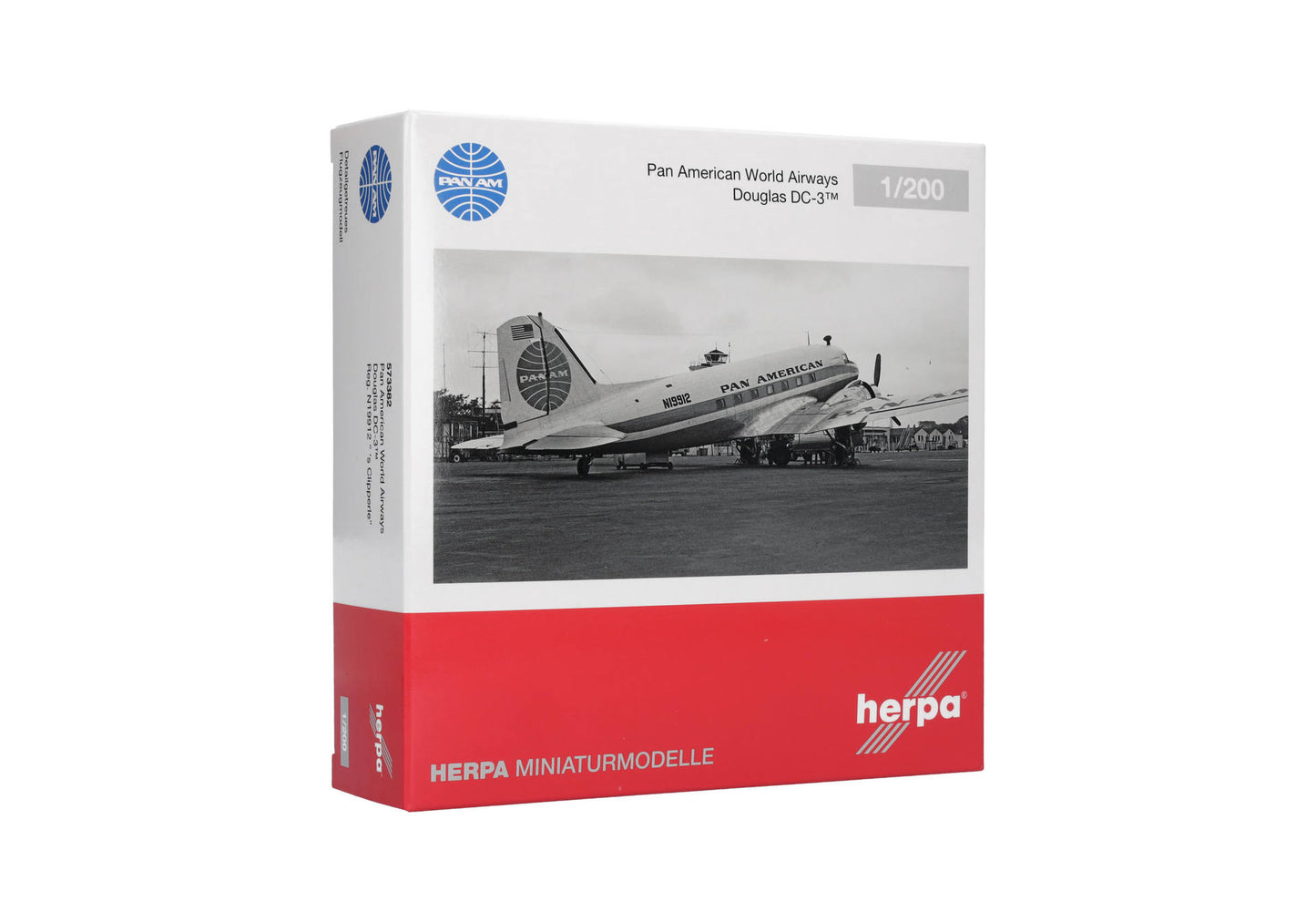 1/200 Pan American World Airways Douglas DC-3 N19912 "Clipperle"