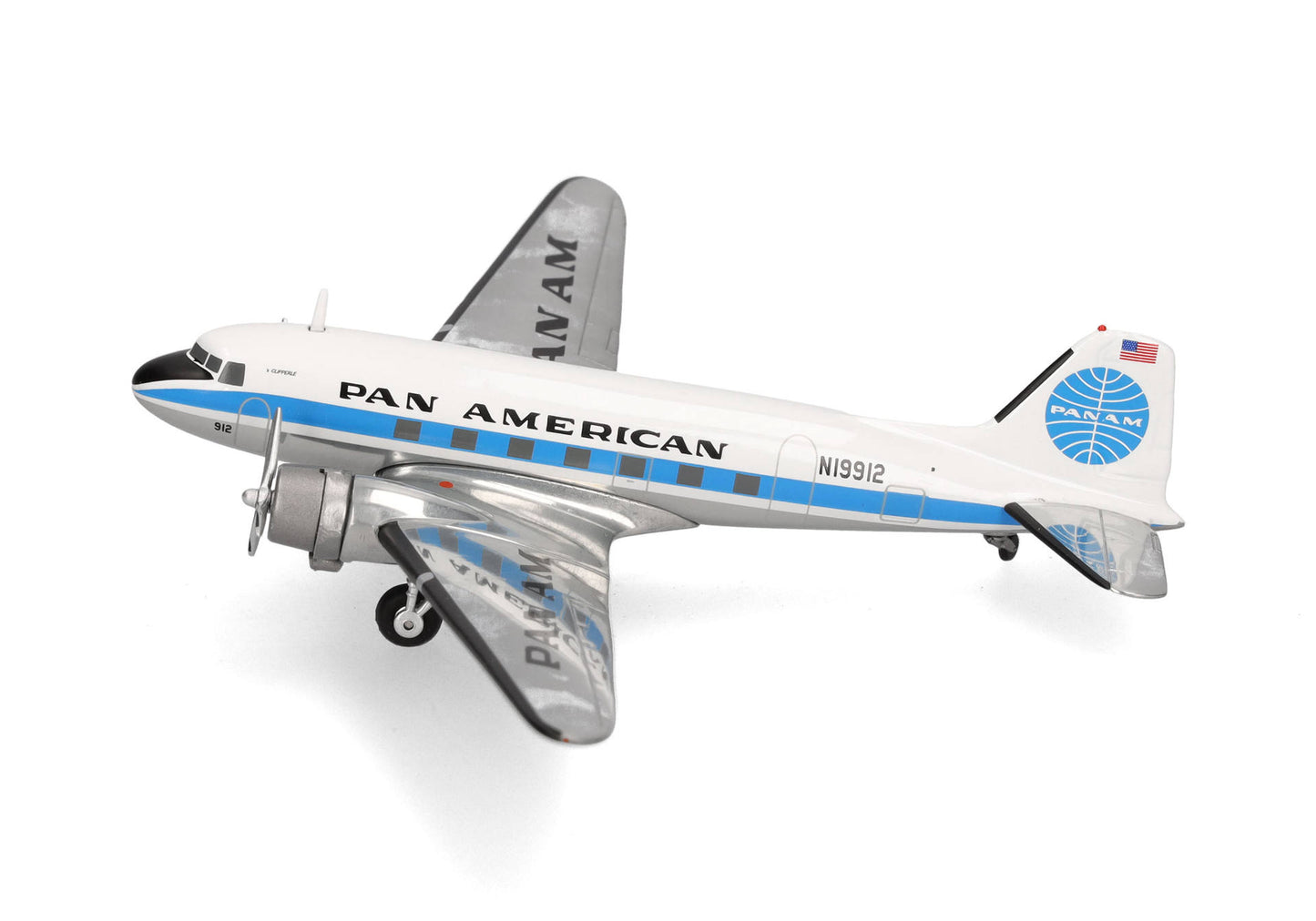 1/200 Pan American World Airways Douglas DC-3 N19912 "Clipperle"