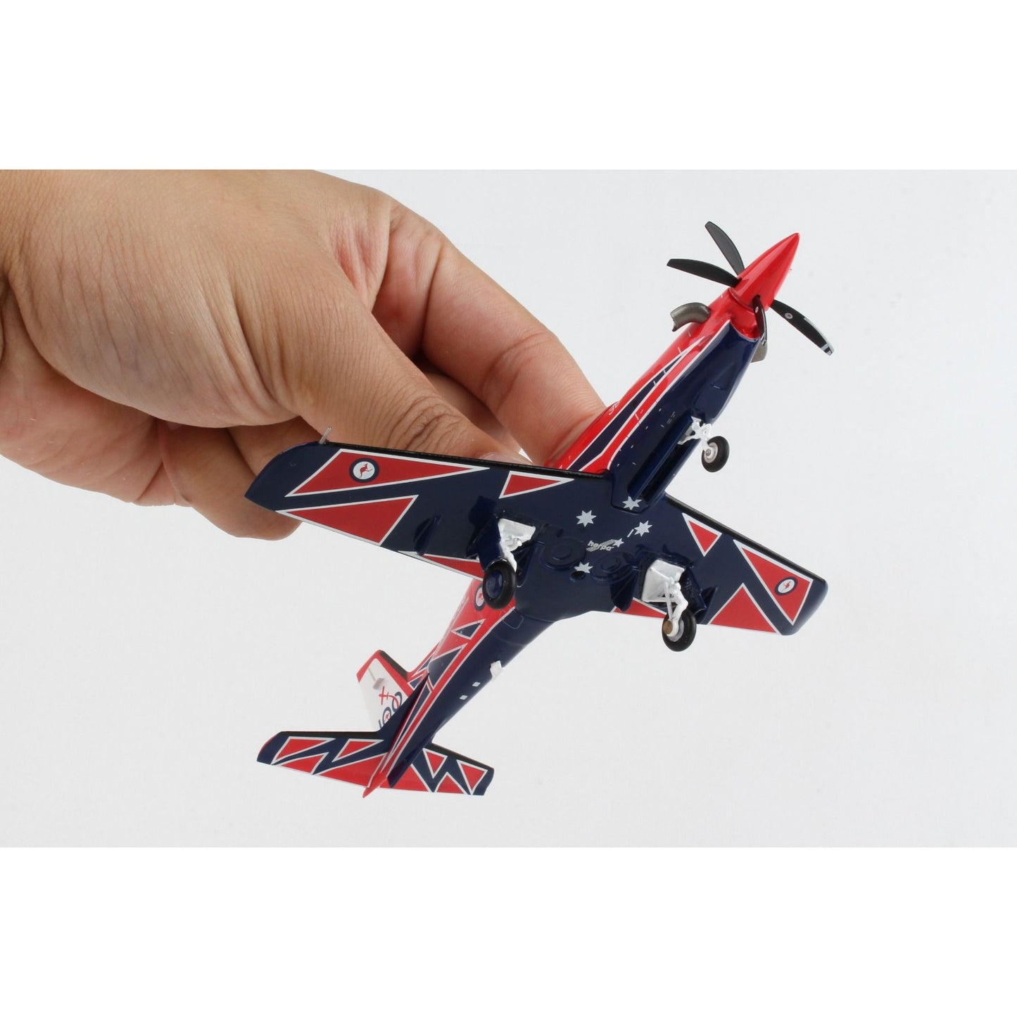 1/72 Royal Australian Air Force Pilatus PC-21 Roulettes Aerobatic Team "RAAF 100"A54-036