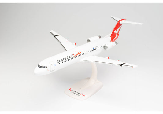 1/100 SNAP FIT QANTASLINK Fokker 100 VH-NHF