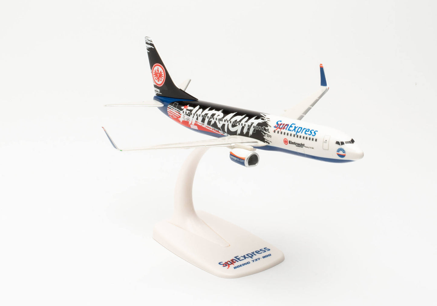 1/200 SNAP FIT Sun Express Boeing 737-800 "Eintracht Frankfurt SGE Express" TC-SRC