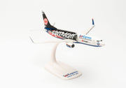 1/200 SNAP FIT Sun Express Boeing 737-800 "Eintracht Frankfurt SGE Express" TC-SRC