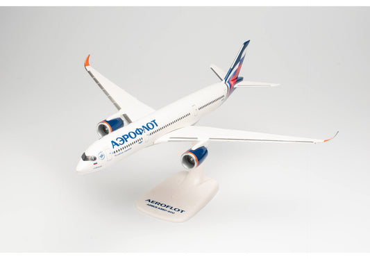 1/200 SNAP FIT Aeroflot Airbus A350-900 VQ-BFY "P. Tchaikovsky"