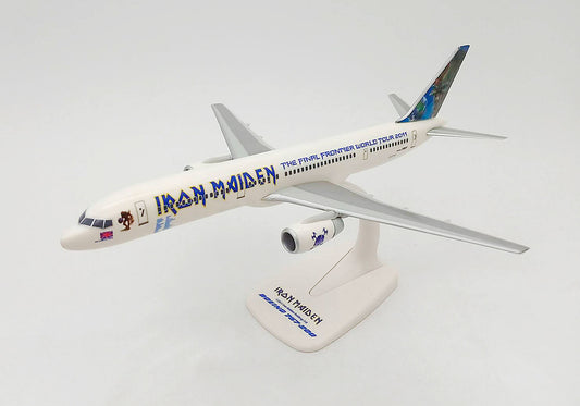1/200 SNAP FIT Iron Maiden (Astraeus) Boeing 757-200 "Ed Force One" The Final Frontier World Tour 2011 G-STRX