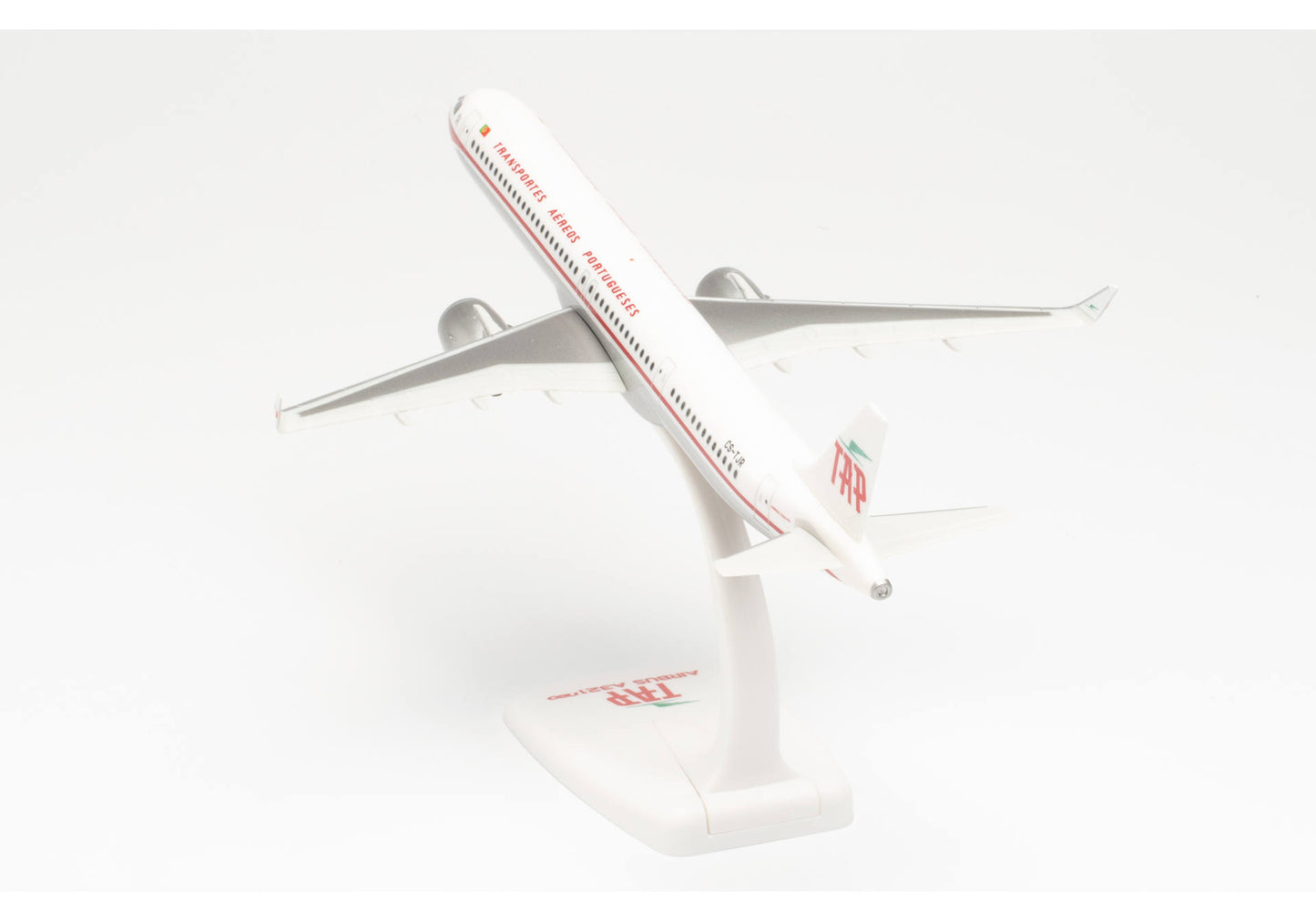 1/200 SNAP FIT TAP Air Portugal Airbus A321neo Retro 75th Anniversary Colors CS-TJR