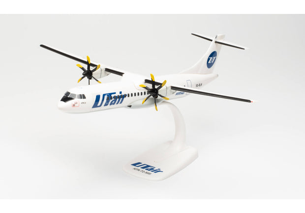 1/100 SNAP FIT Utair ATR-72-500 VQ-BLM
