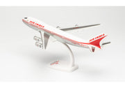 1/250 SNAP FIT Air India Boeing 747-200 VT-EBE "Emperor Shahjehan"