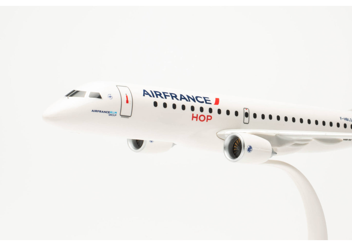 1/100 SNAP FIT Air France HOP Embraer E190 F-HBLQ