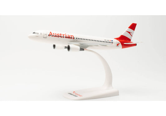 1/200 SNAP FIT Austrian Airlines Airbus A320 OE-LBL "Ausseerland"