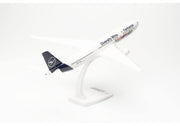 1/200 SNAP FIT Lufthansa Airbus A330-300 "Fanhansa Diversity Wins" D-AIKQ