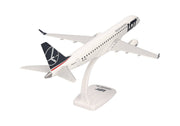 1/100 SNAP FIT LOT Polish Airlines Embraer E195 SP-LND