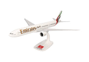 1/200 SNAP FIT Emirates Boeing 777-300ER New 2023 Colors A6-ENV