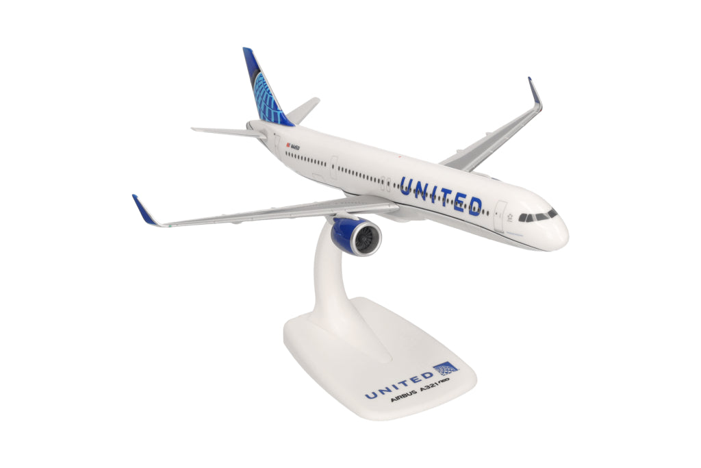 1/200 SNAP FIT United Airlines Airbus A321neo N44501