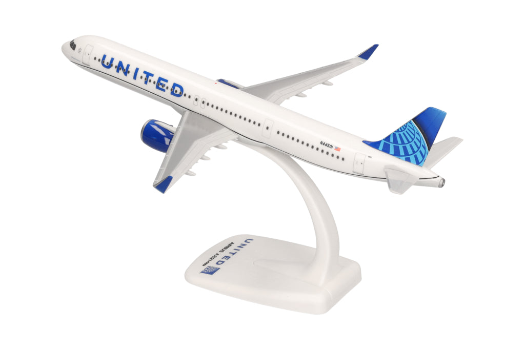 1/200 SNAP FIT United Airlines Airbus A321neo N44501