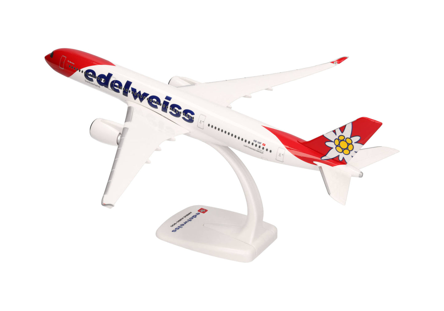 1/200 SNAP FIT Edelweiss Air Airbus A350-900 HB-IHF "Piz Bernina"